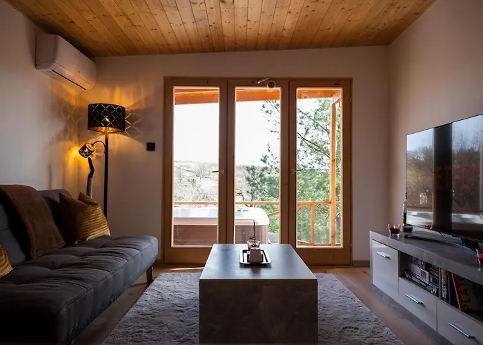 Nature&chill Treehouses