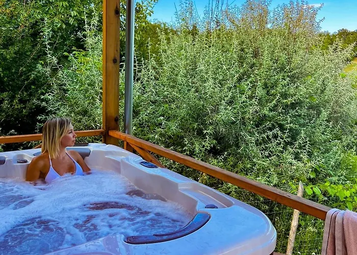 Nature&chill Treehouses Дом отдыха *